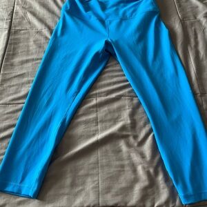 Lululemon Athletica Wunder Train High-Rise Crop Leggings on Poolside Blue